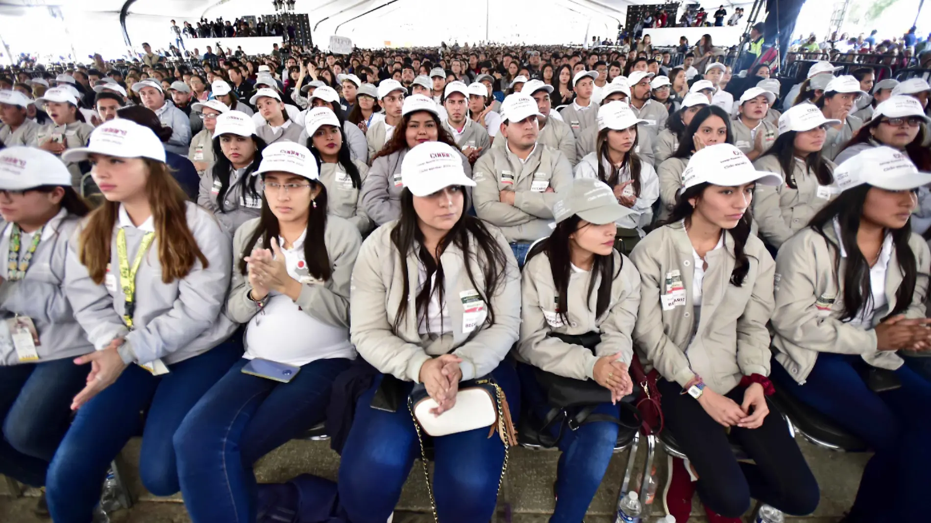 Jóvenes Construyendo el Futuro